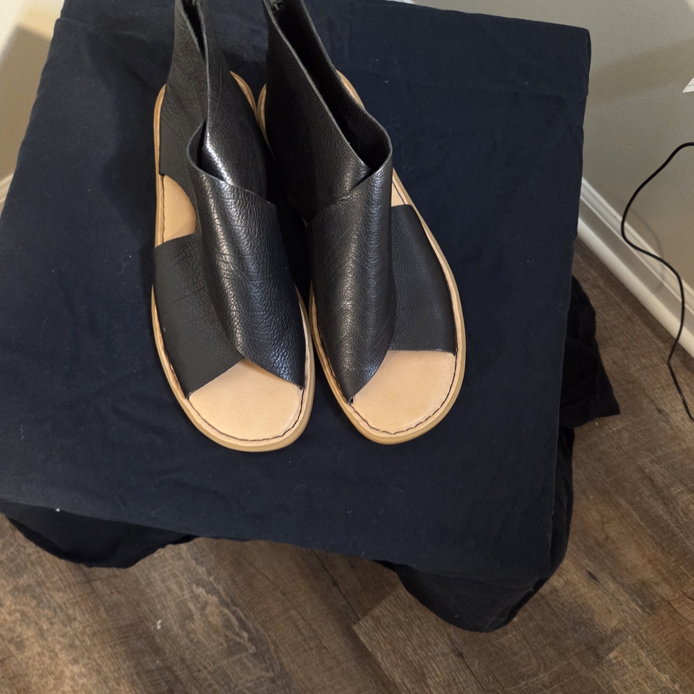 Born Black and Tan Leather Sandals